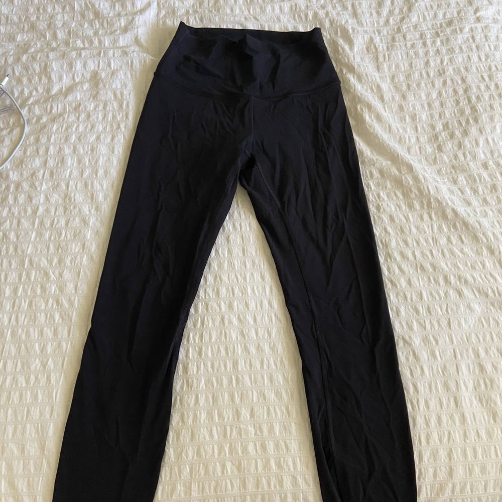 Lululemon Wunder under leggings size 4